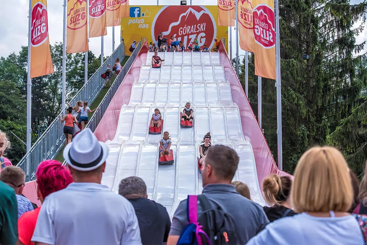 Highland Slide in Discovery Park